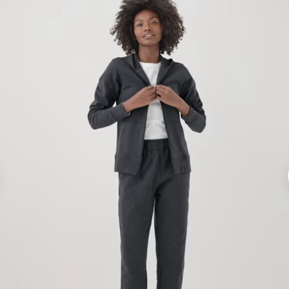 Pact Women's Cloud Brushed Fleece Zip Hoodie in Charcoal Heather - Picture 2 of 7